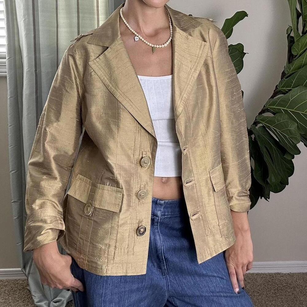 Gold metallic button-up lightweight jacket with a touch of glamour #glamjacket